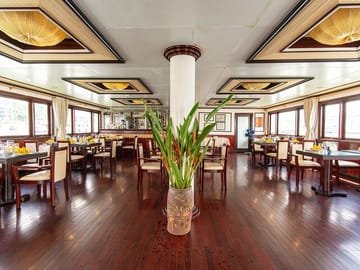 Swan Cruise - Bai Tu Long Bay Off-The-Beaten-Track 2 Days 1 Night