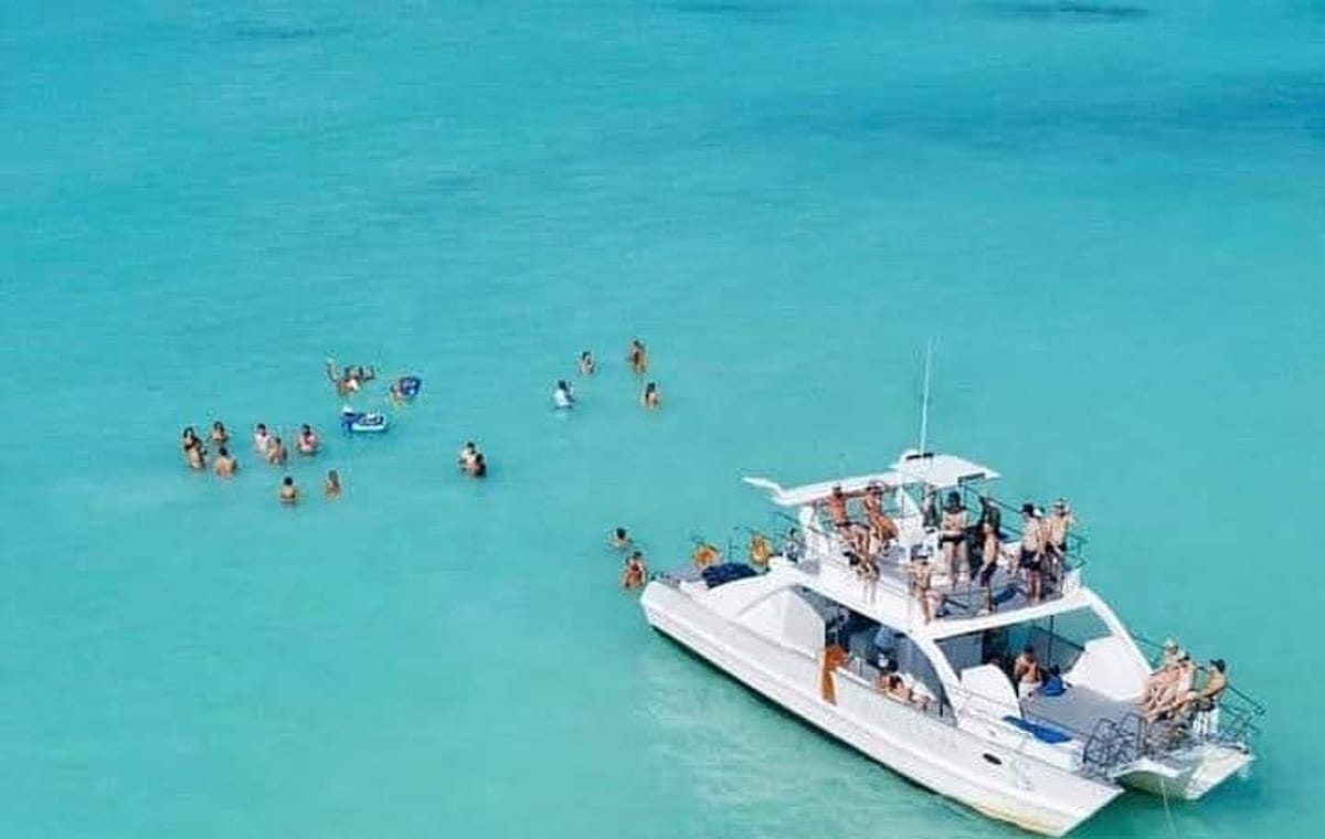 sunshine CRUISE -# 1 PARTY BOAT IN PUNTACANA
