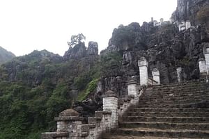 Trang An - Mua cave Ninh Binh day tour