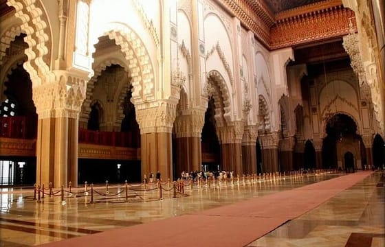 Casablanca Day Trip to Fes with Medina Tour Guide