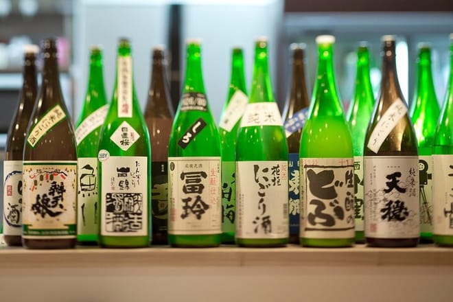 Osaka Bar Hopping Night Walking Tour in Namba (3 bars, 6 tastes) 6