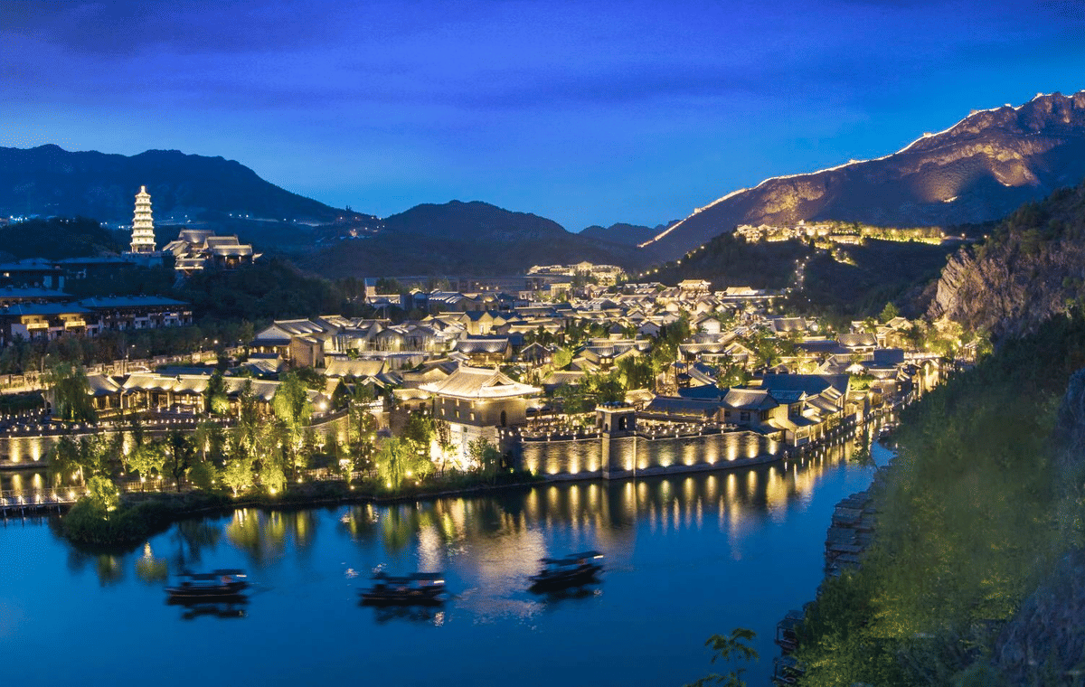 One-Day Tour to Gubei Water Town (English-Speaking Group)