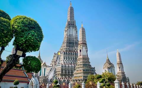 Half-Day Riverside Tour of Bangkok's Iconic Landmarks
