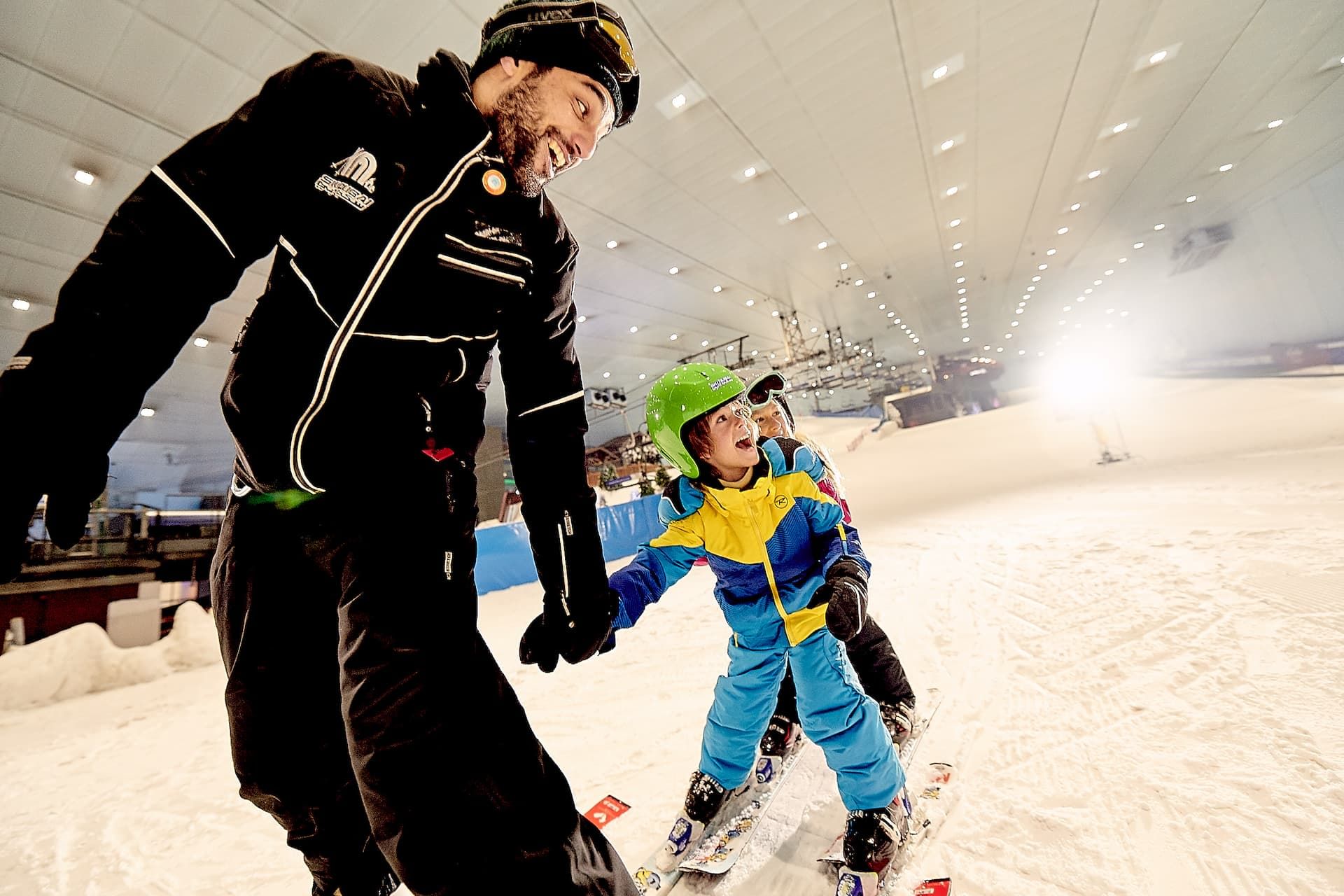SKI DUBAI SNOW PARK CLASSIC TICKETS ONLINE | ENJOY SNOW EVERYWHERE WITH TOUR VISIONARY