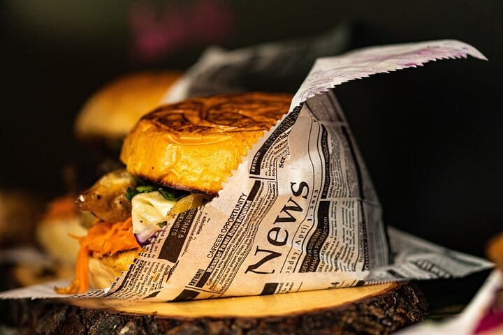 Naples Walking Tour and Street Food Market 8