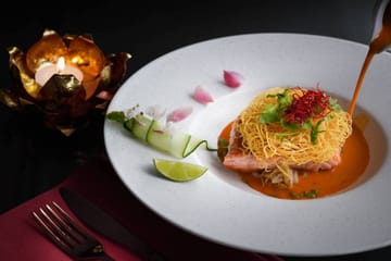 Four-Course Dinner Cruise on Bangkok's Chao Phraya River