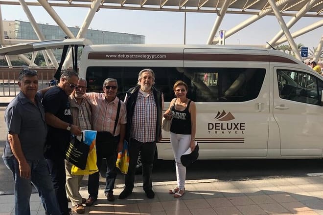Deluxe Travel Egypt, Cairo airport transfer, Cairo transfer, Deluxe Tours Egypt, airport transfer Cairo, Egypt airport transfer, book airport transfer in Cairo, Cairo airport transfer from Giza