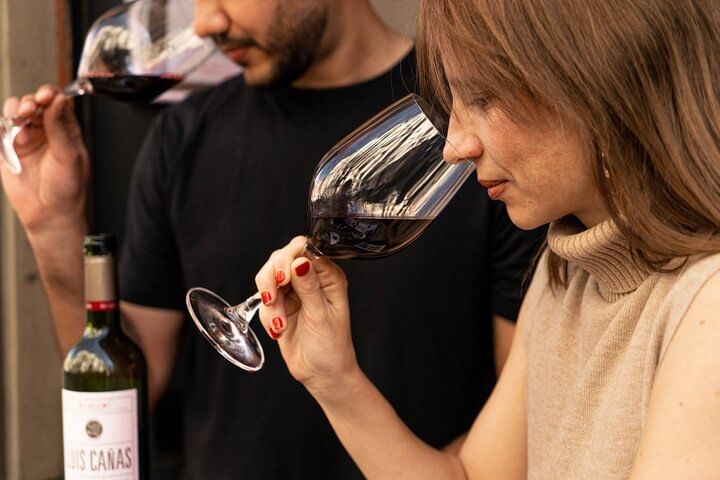 Barcelona Food & Wine Small-Group Tour with a Sommelier 