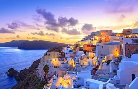 Round Trip Transfer to Oia from Your Location in Greece
