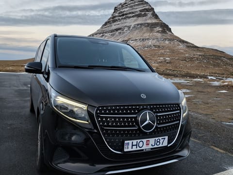 Private Transfer: Keflavik Airport → Reykjavík MPV 6 Pax (standard), photo 2