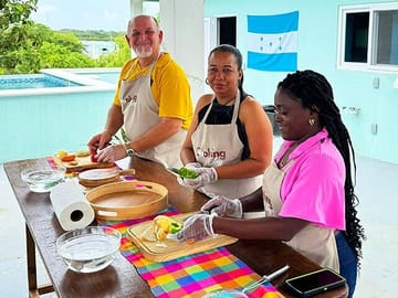 Roatan Cooking Class and Cultural Experience in West Bay