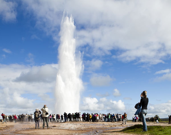 Golden Circle Sightseeing day trip with Snorkeling in Silfra in Thingvellir National Park